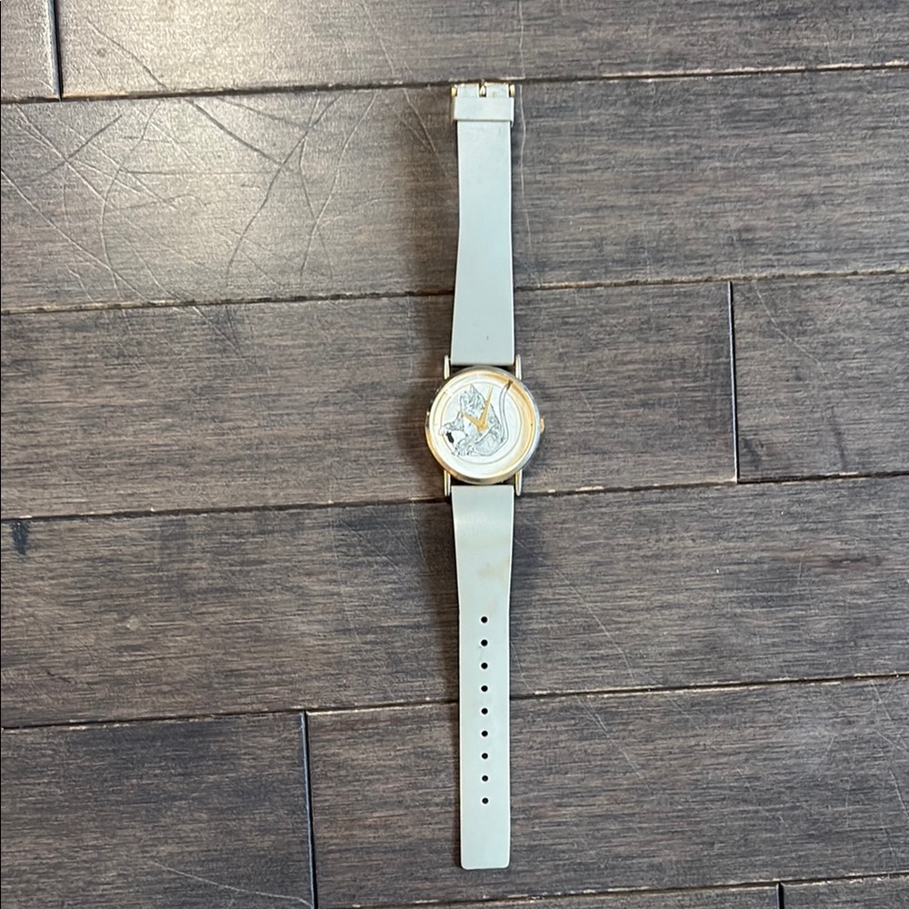Cat with Moving Mouse Vintage Watch - NOT TESTED/CRACKED SCREEN